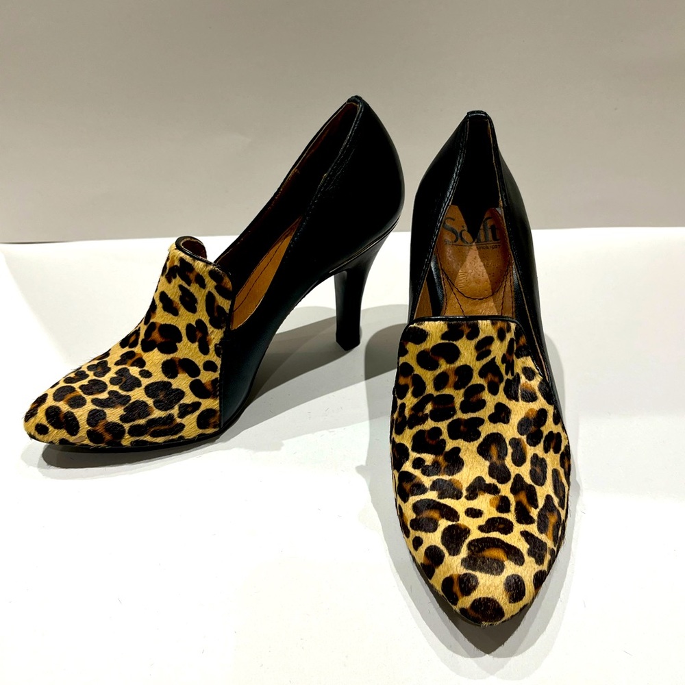 Sofft Mina Black Leather & Leopard Slip-on Pump -- Size 7